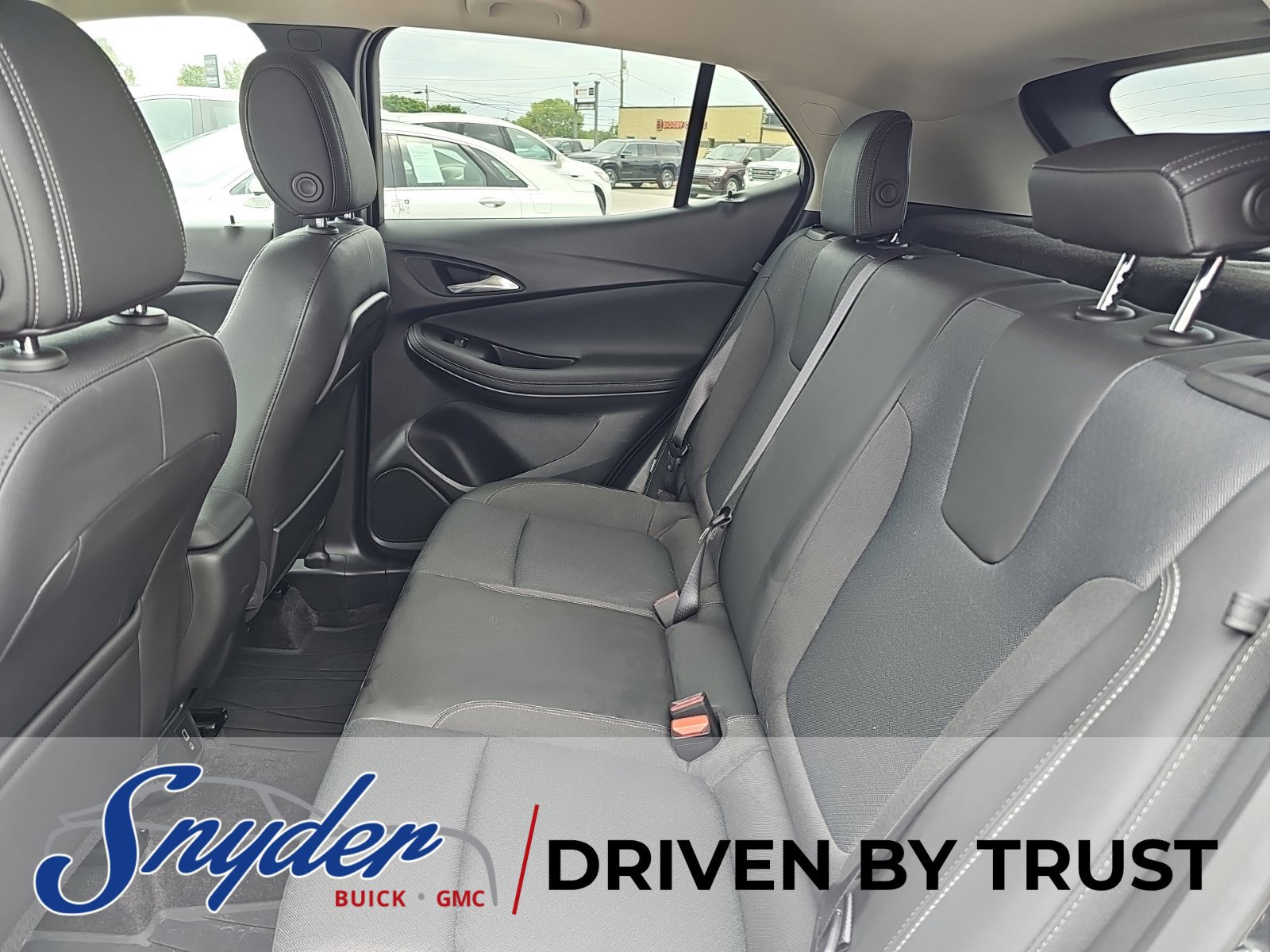 Used 2023 Buick Encore GX Preferred w/ Cold Weather Comfort Package AWD/4WD image 24