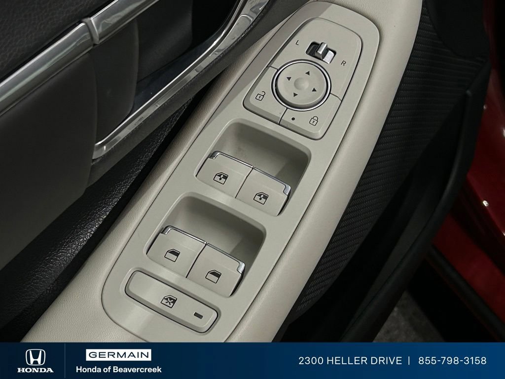 Used 2023 Hyundai Sonata SEL w/ Preferred Accessory Package FWD image 18