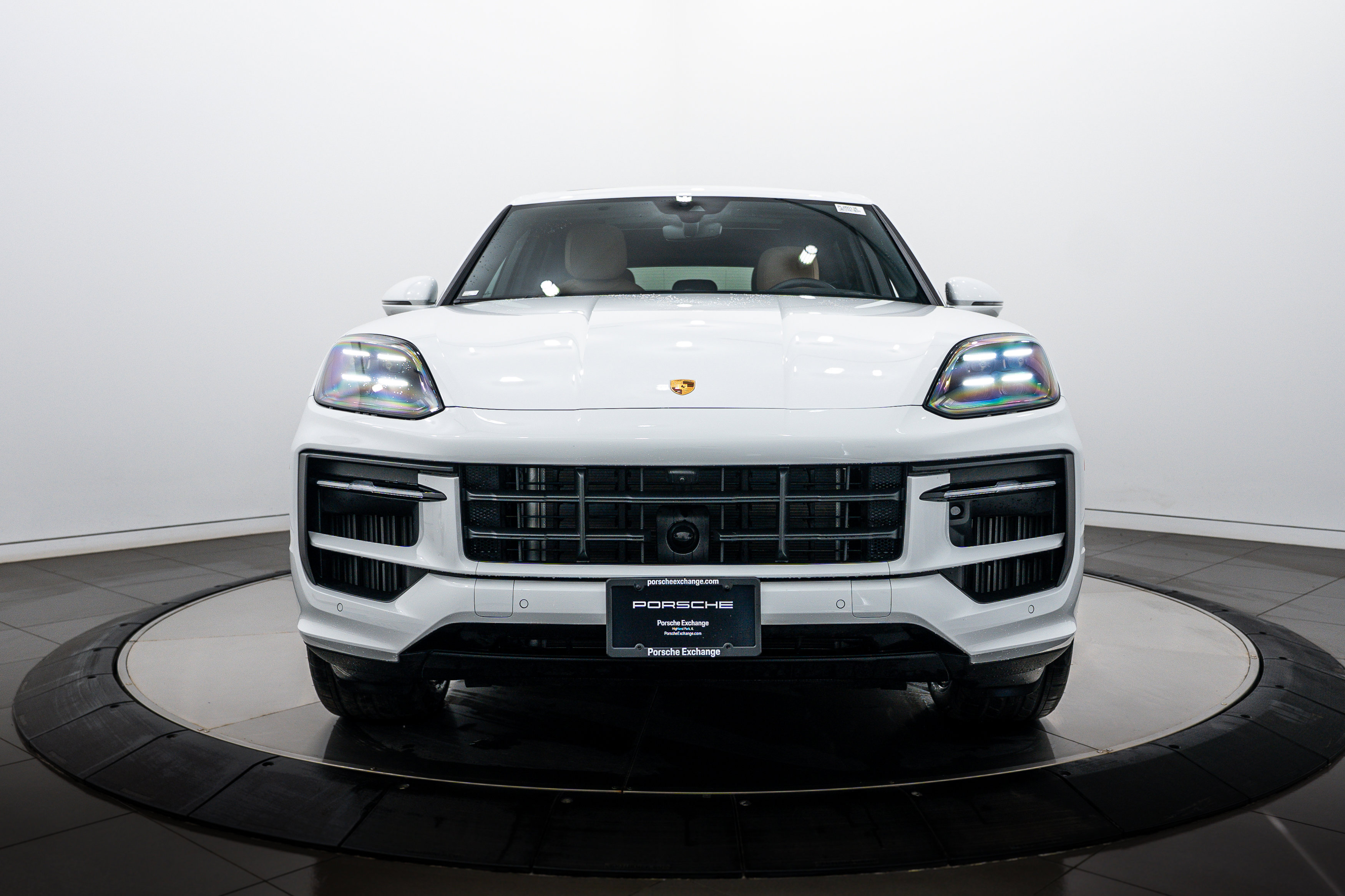 Certified 2026 Porsche Cayenne E-Hybrid image 10
