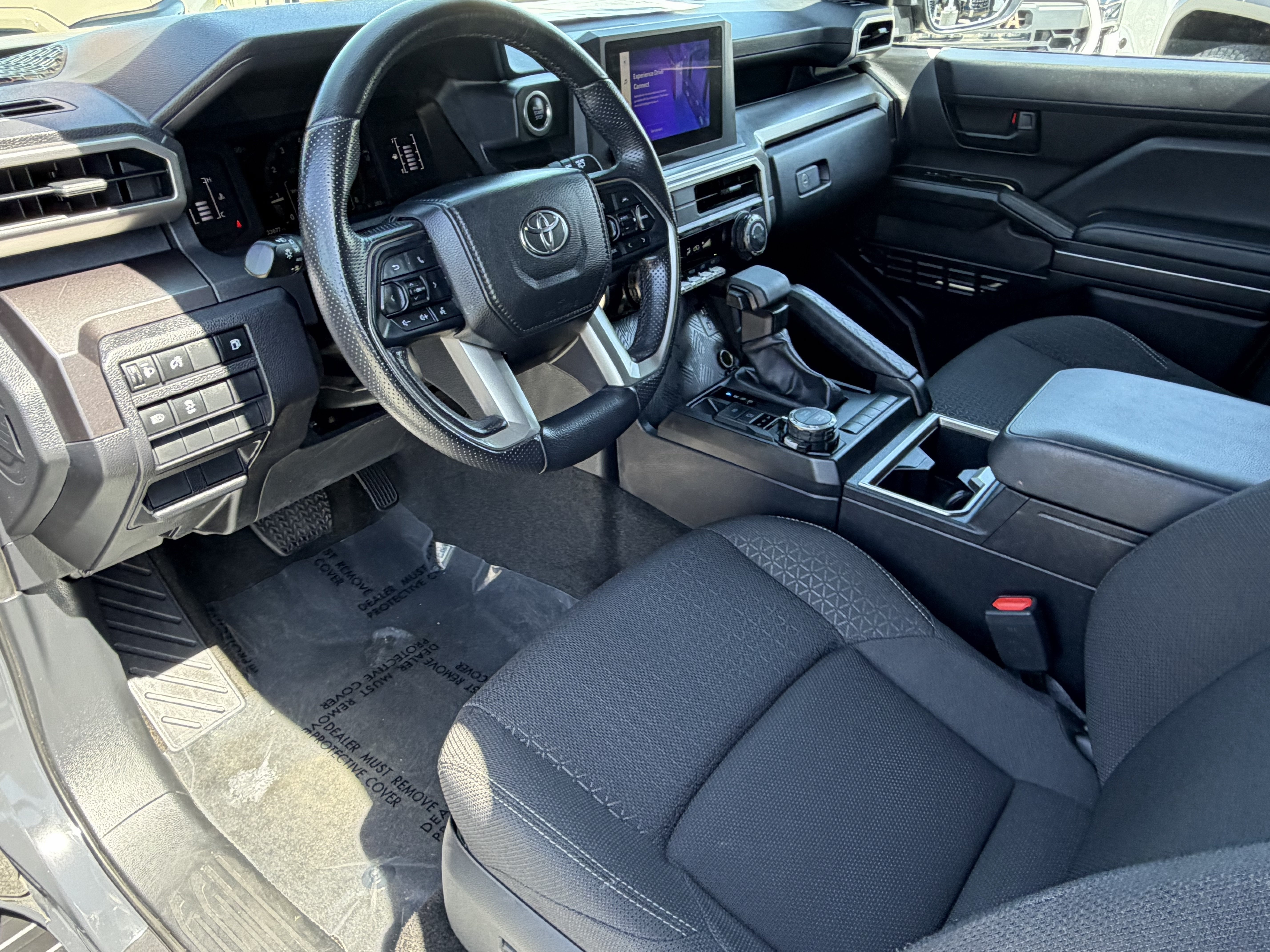 Certified 2025 Toyota 4Runner SR5 AWD/4WD image 26