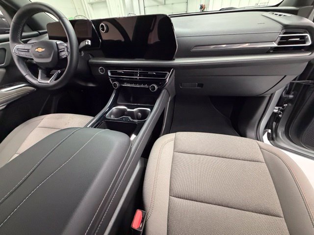 Certified 2026 Chevrolet Traverse LT w/ Driver Confidence Package FWD image 25