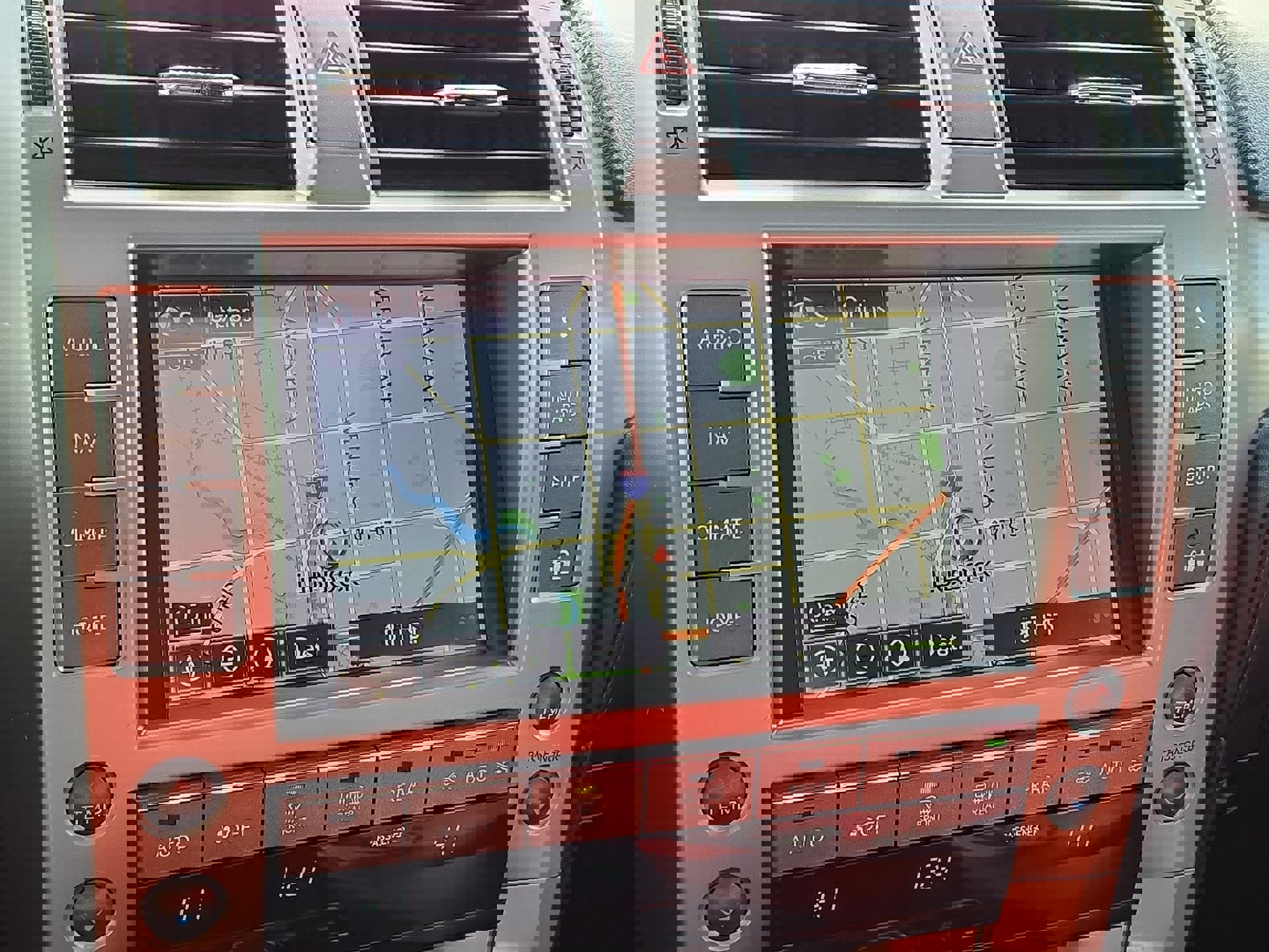 Used 2021 Lexus GX 460 Luxury w/ Accessory Package image 19