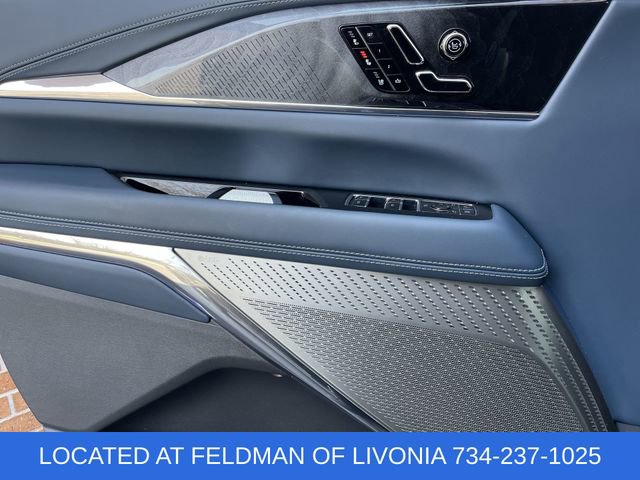 Used 2025 Cadillac Escalade IQ Luxury 2 w/ LPO, Premium Carpet Package image 21