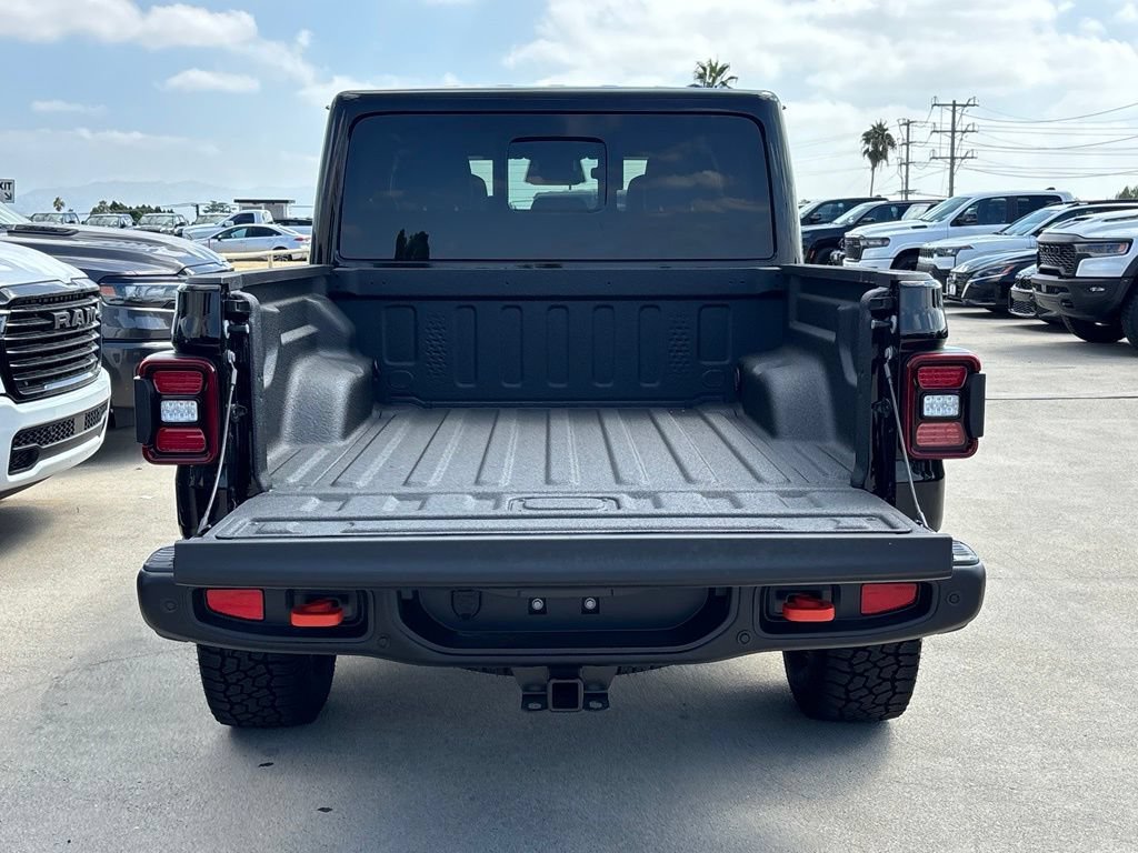 New 2026 Jeep Gladiator Mojave AWD/4WD image 6