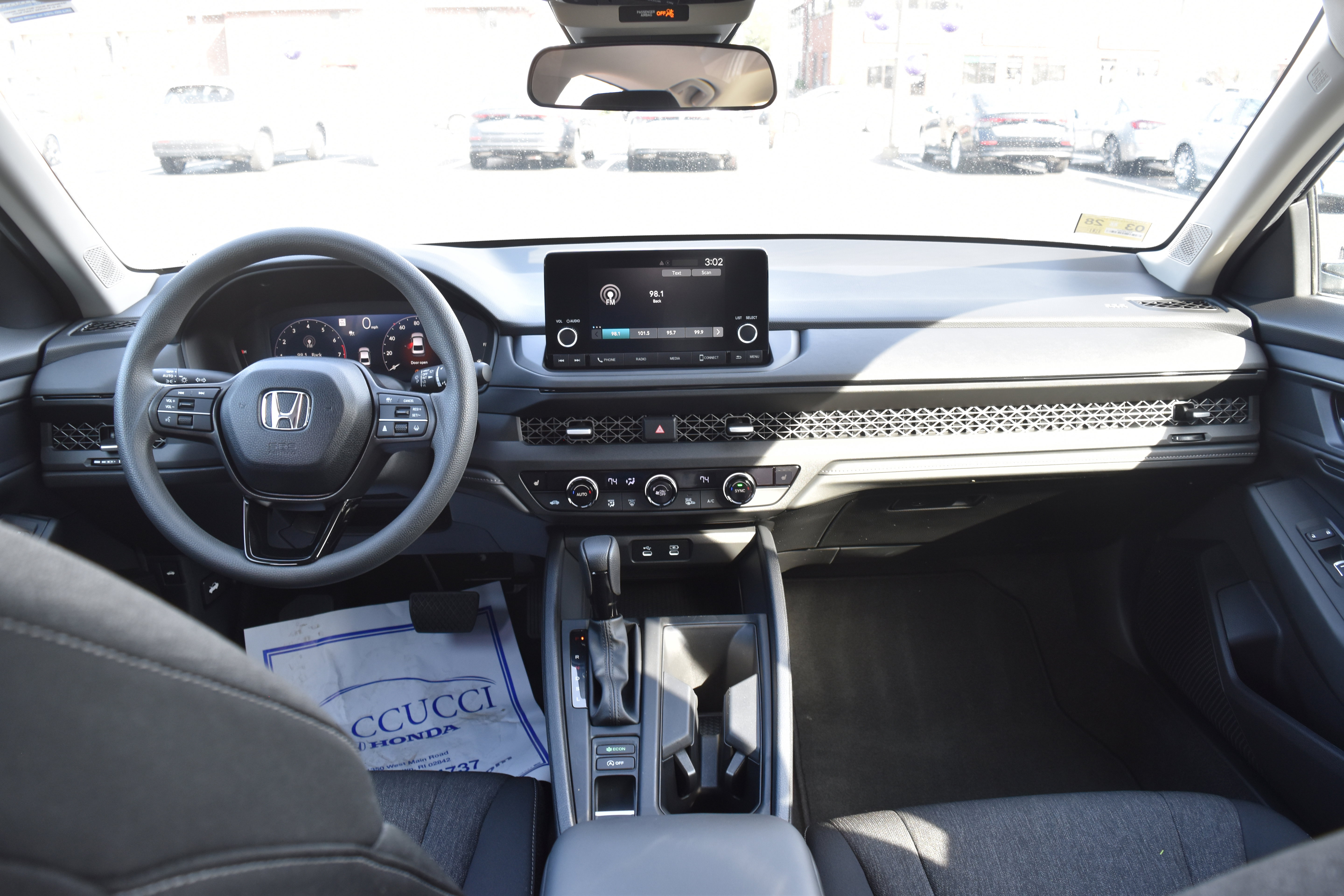 Used 2025 Honda Accord SE image 27