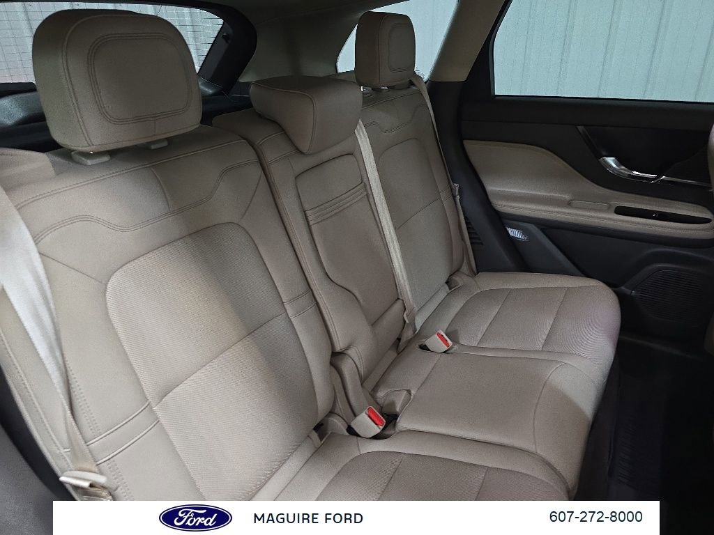 Used 2022 Lincoln Corsair AWD w/ Equipment Group 101A image 19