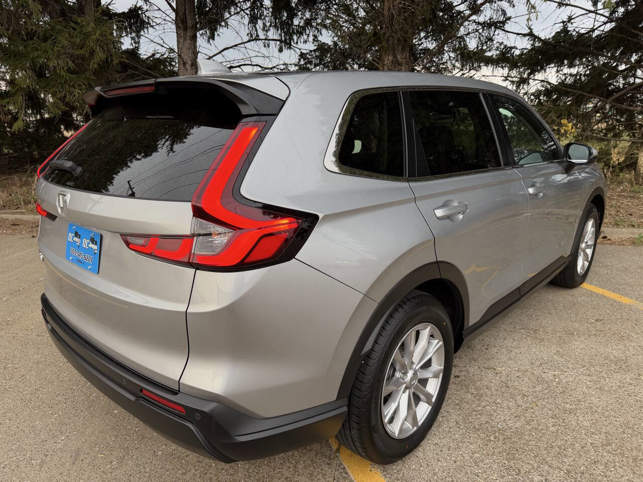 Used 2024 Honda CR-V EX-L image 4