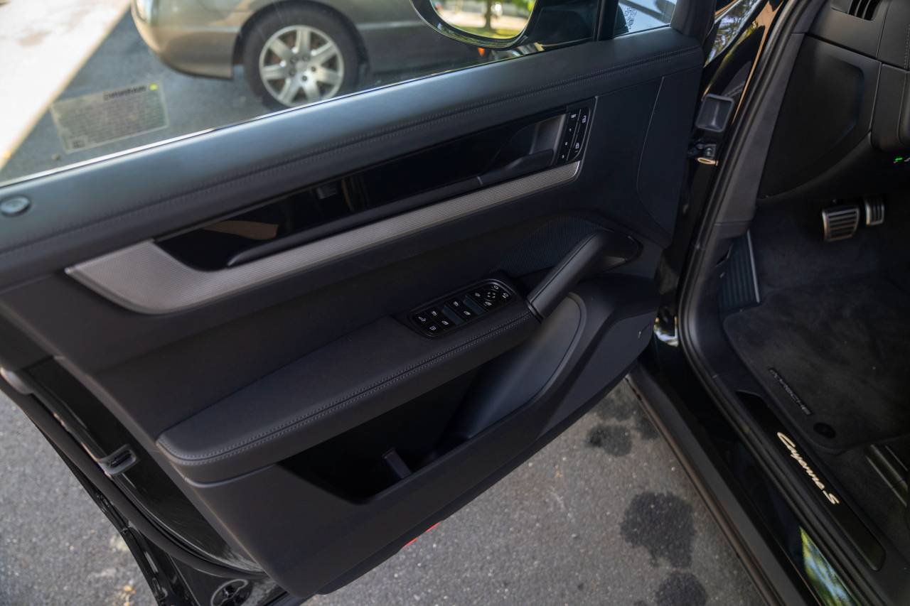 New 2026 Porsche Cayenne S AWD/4WD image 25