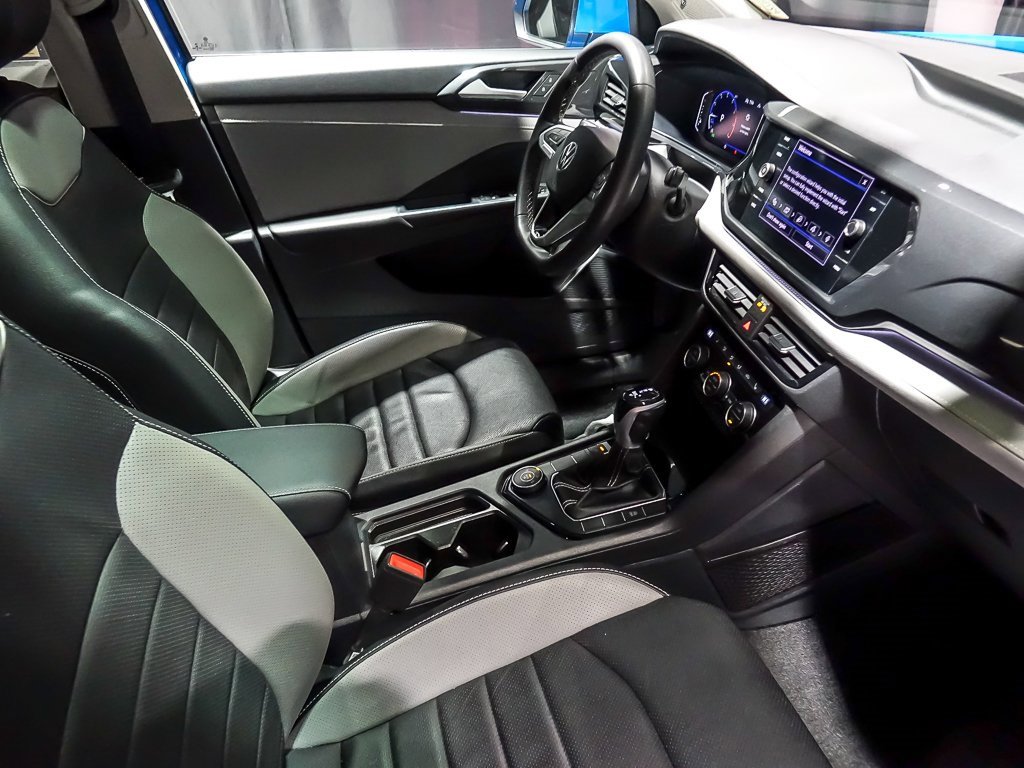 Used 2023 Volkswagen Taos SEL image 33