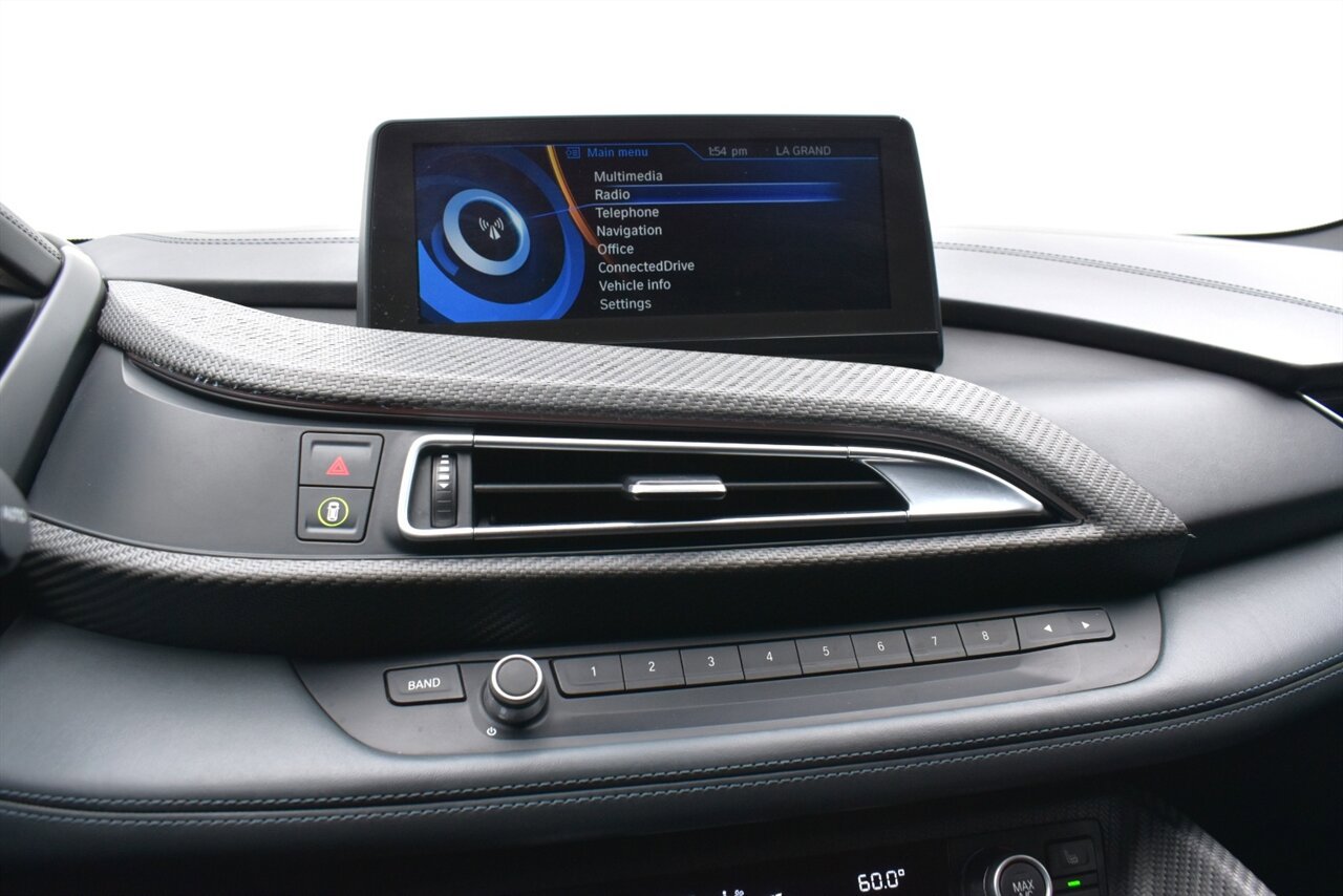 Used 2017 BMW i8 image 34