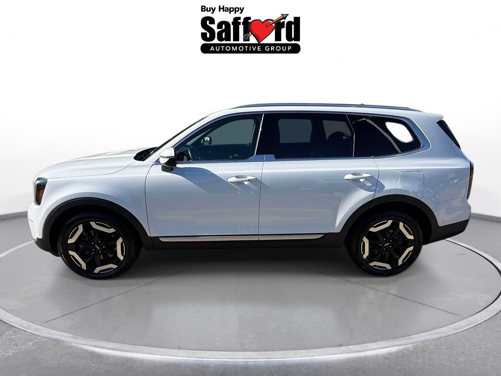Used 2024 Kia Telluride EX w/ EX Captain's Chair Package AWD/4WD image 5