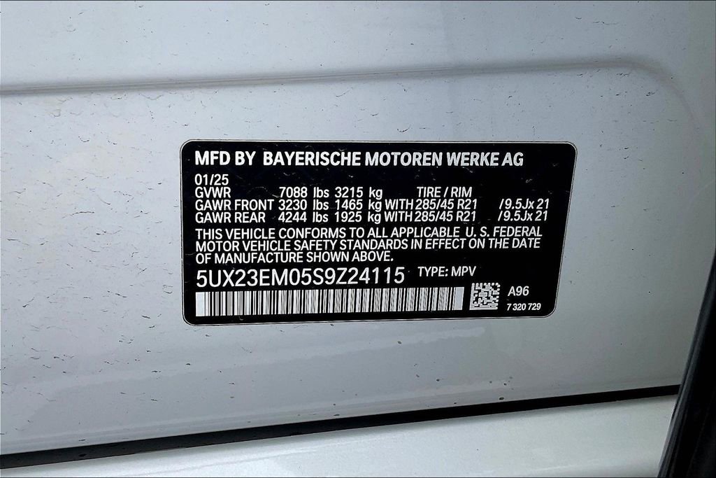 Used 2025 BMW X7 xDrive40i AWD/4WD image 19