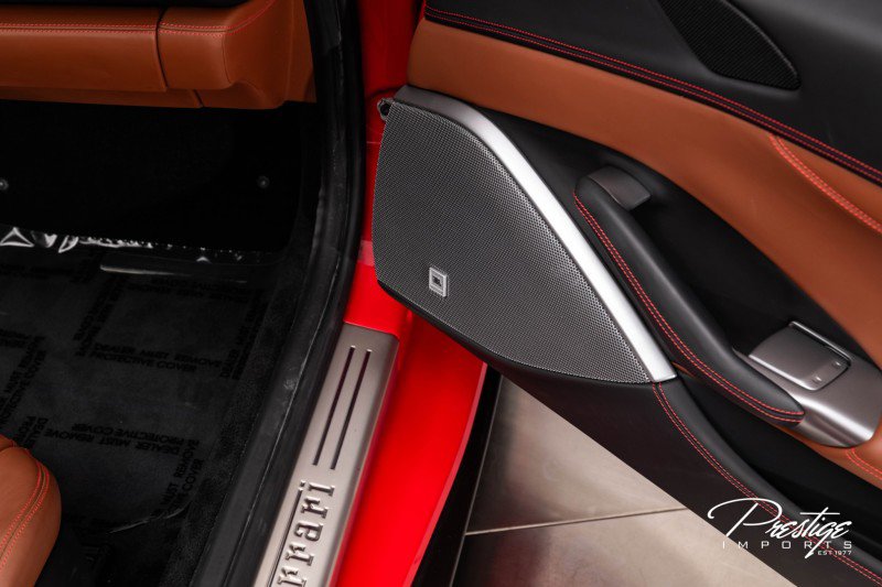 Used 2019 Ferrari Portofino image 42