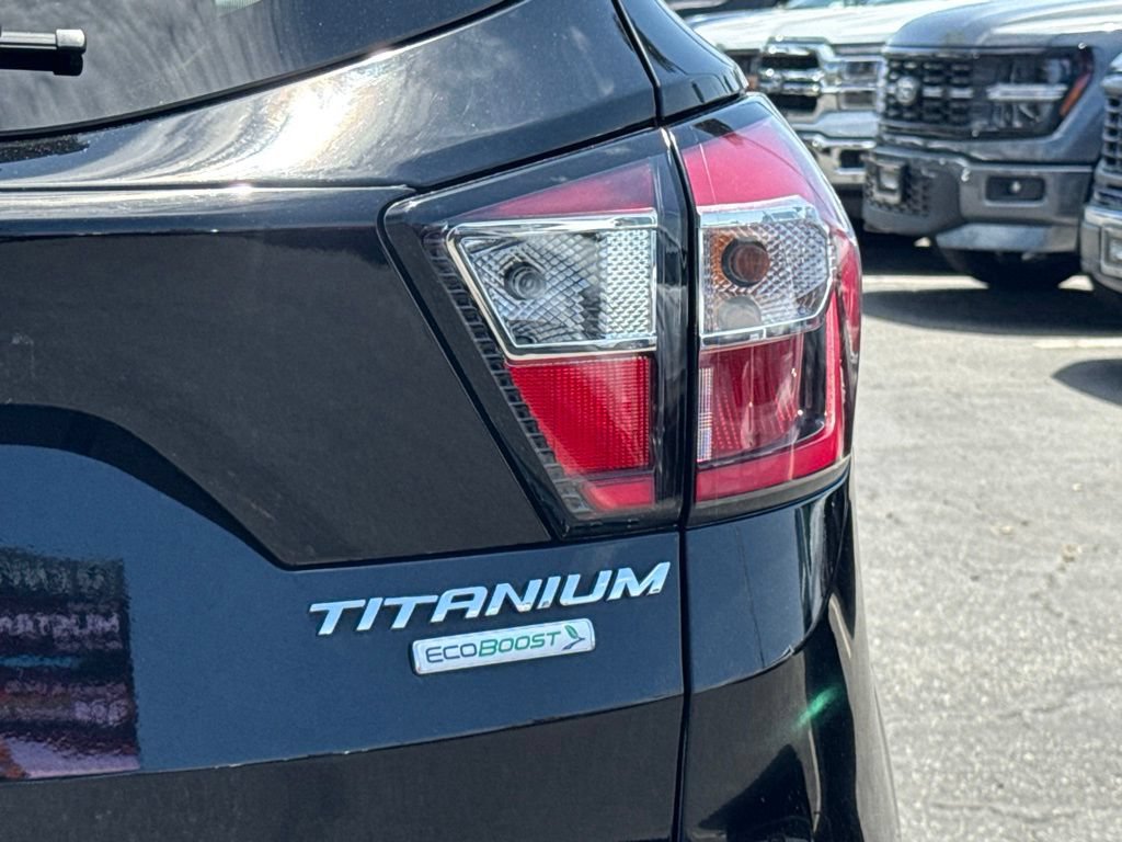 Certified 2017 Ford Escape Titanium FWD image 16