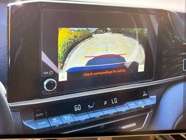 Used 2026 Toyota Camry SE FWD image 7