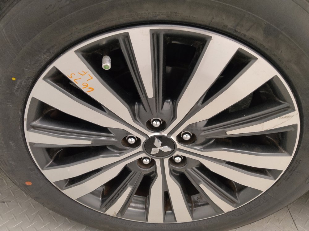 Used 2019 Mitsubishi Outlander ES FWD image 31