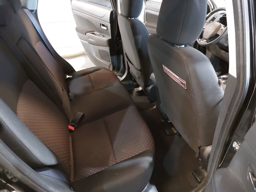 Used 2017 Mitsubishi Outlander Sport SE image 11