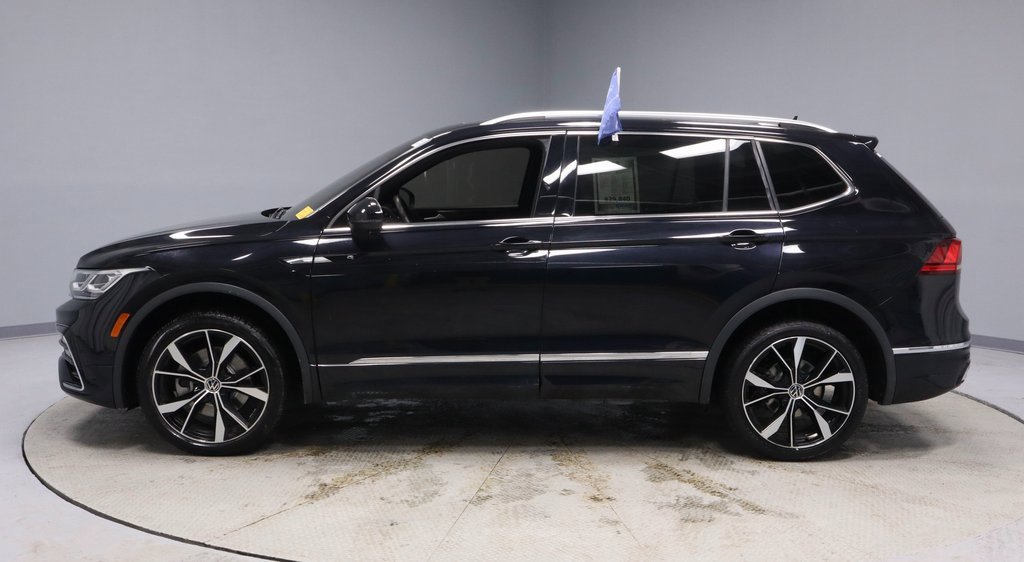 Used 2024 Volkswagen Tiguan SEL R-Line image 8