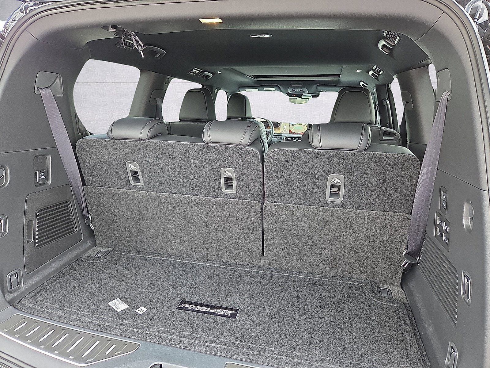 New 2026 Nissan Armada PRO-4X AWD/4WD image 9