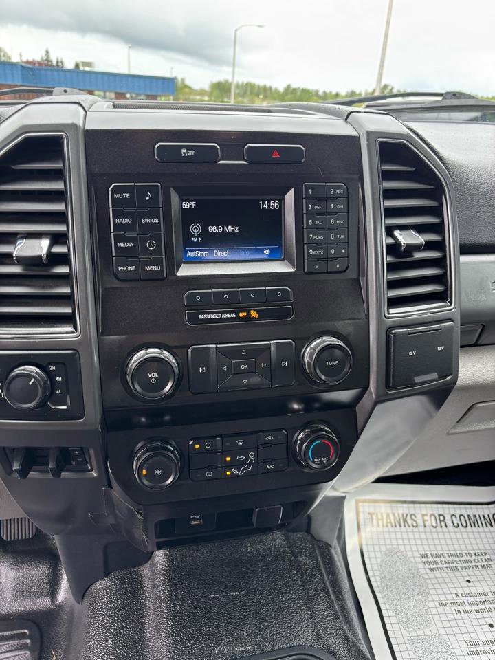 Used 2019 Ford F350 XLT w/ Camper Package AWD/4WD image 16