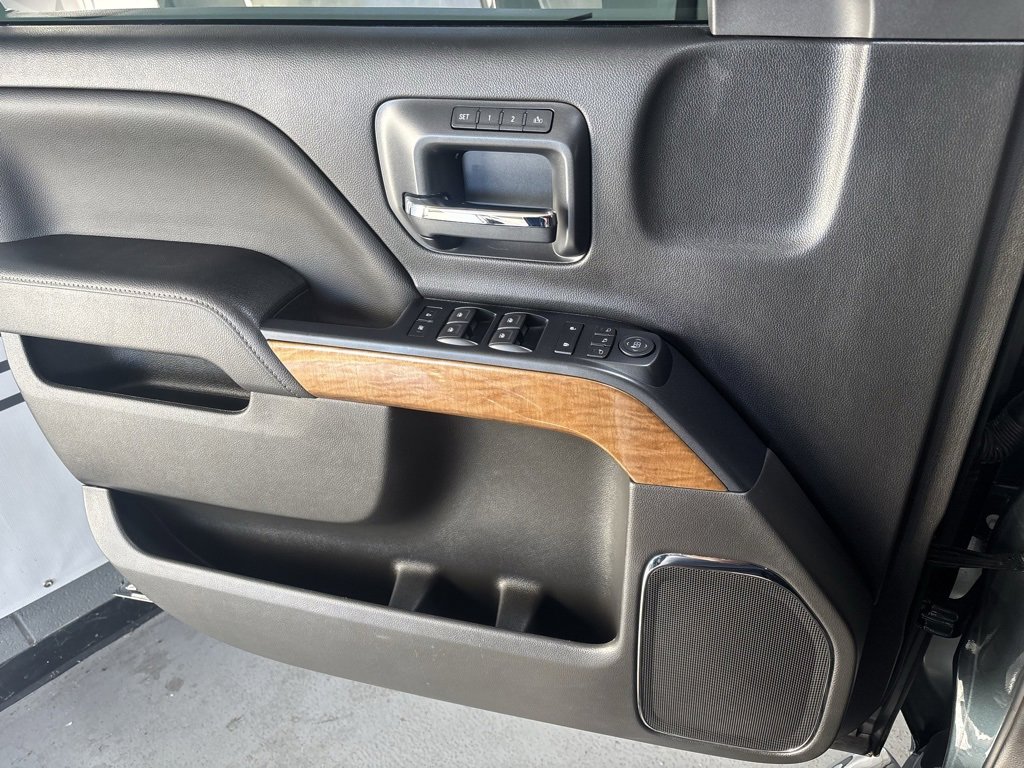 Used 2018 Chevrolet Silverado 1500 LTZ image 13