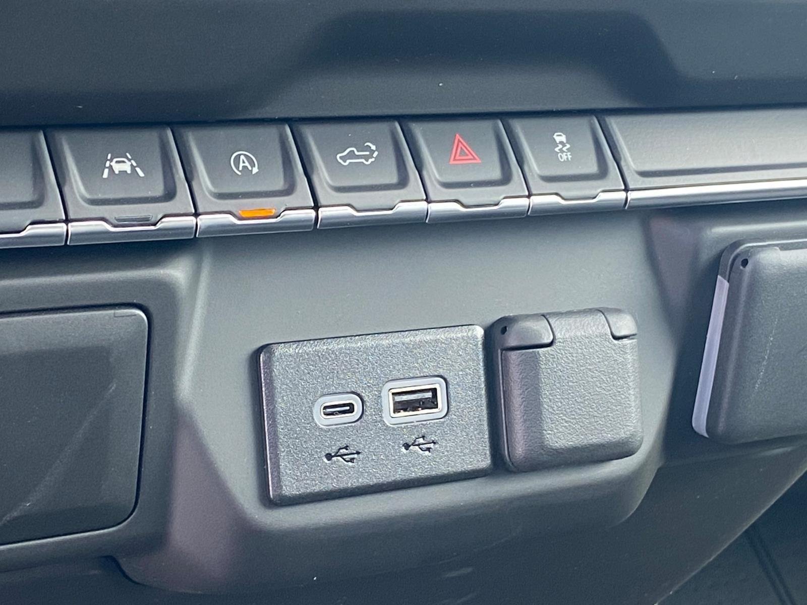 New 2026 Chevrolet Silverado 1500 Custom w/ Turbomax Blackout Package AWD/4WD image 18