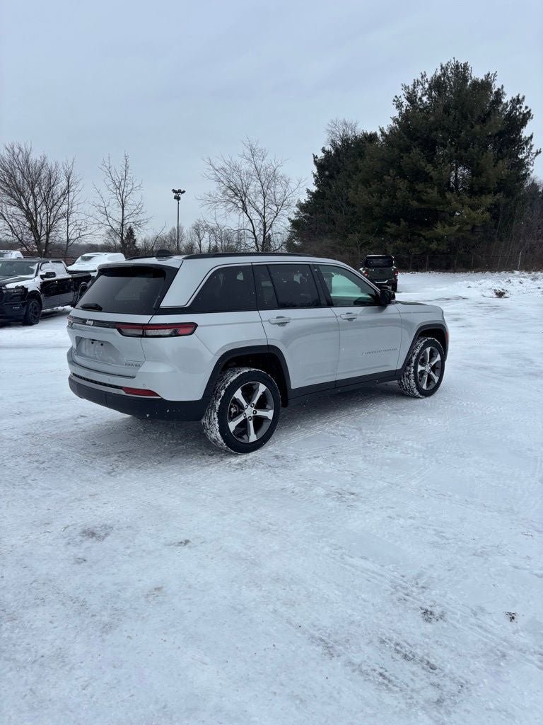 New 2026 Jeep Grand Cherokee Limited AWD/4WD image 7