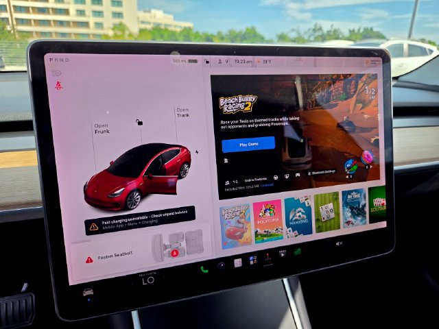 Used 2019 Tesla Model 3 Standard Range RWD image 34