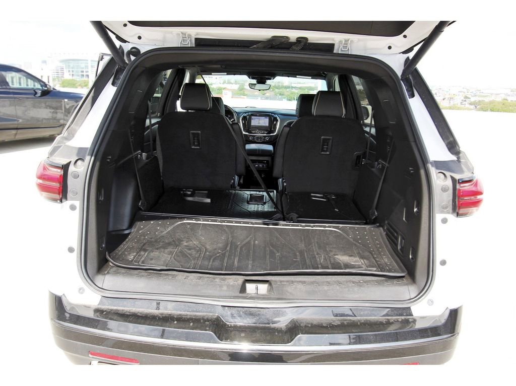 Used 2023 Chevrolet Traverse Premier w/ Redline Edition AWD/4WD image 30