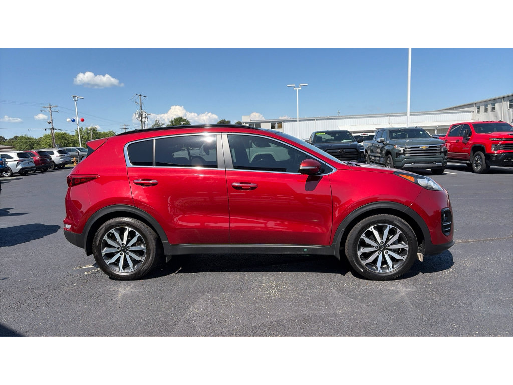 Used 2019 Kia Sportage EX w/ EX Technology Package FWD image 4