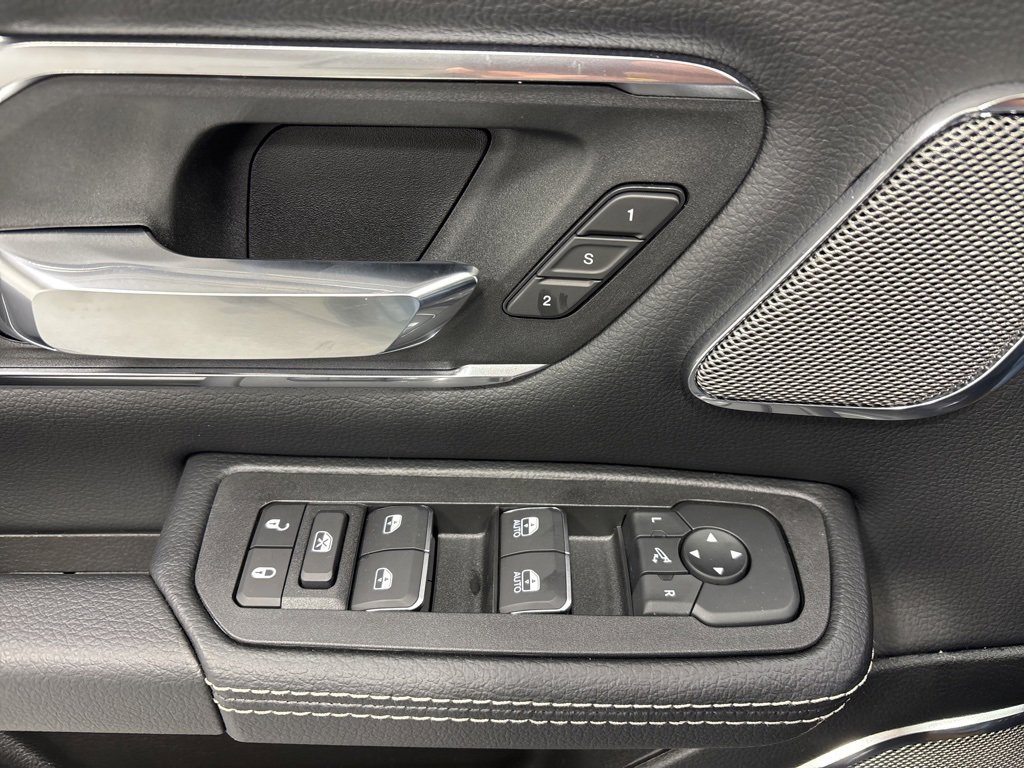 New 2026 RAM 1500 Laramie w/ Night Edition image 31