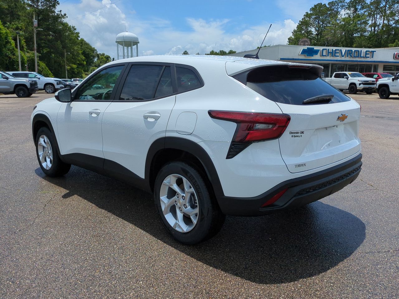 New 2026 Chevrolet Trax LS w/ LS Convenience Package FWD image 6