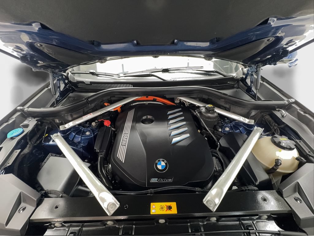 Used 2023 BMW X5 xDrive45e AWD/4WD image 19