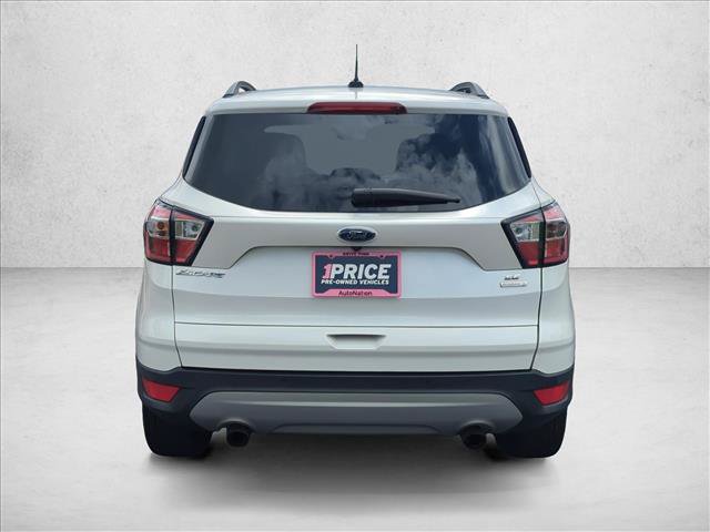 Used 2017 Ford Escape SE w/ SE Leather Comfort Package FWD image 7