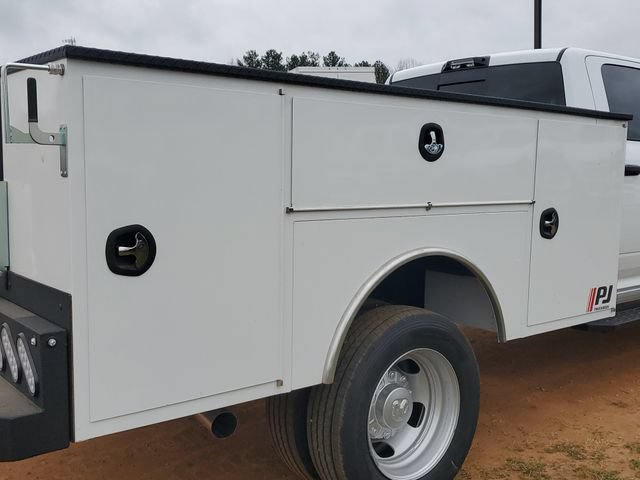 New 2026 RAM 5500 Tradesman RWD image 7