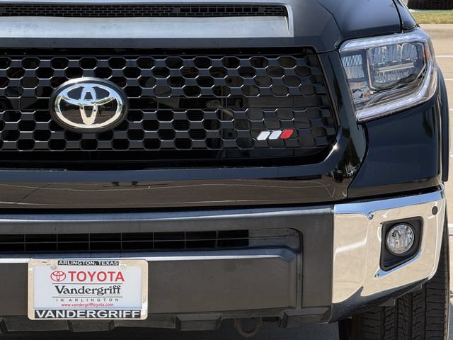 Used 2017 Toyota Tundra Limited w/ Limited Premium Package RWD image 9