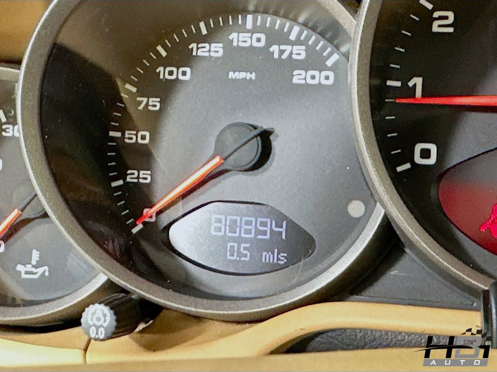 Used 2006 Porsche 911 Carrera RWD image 11