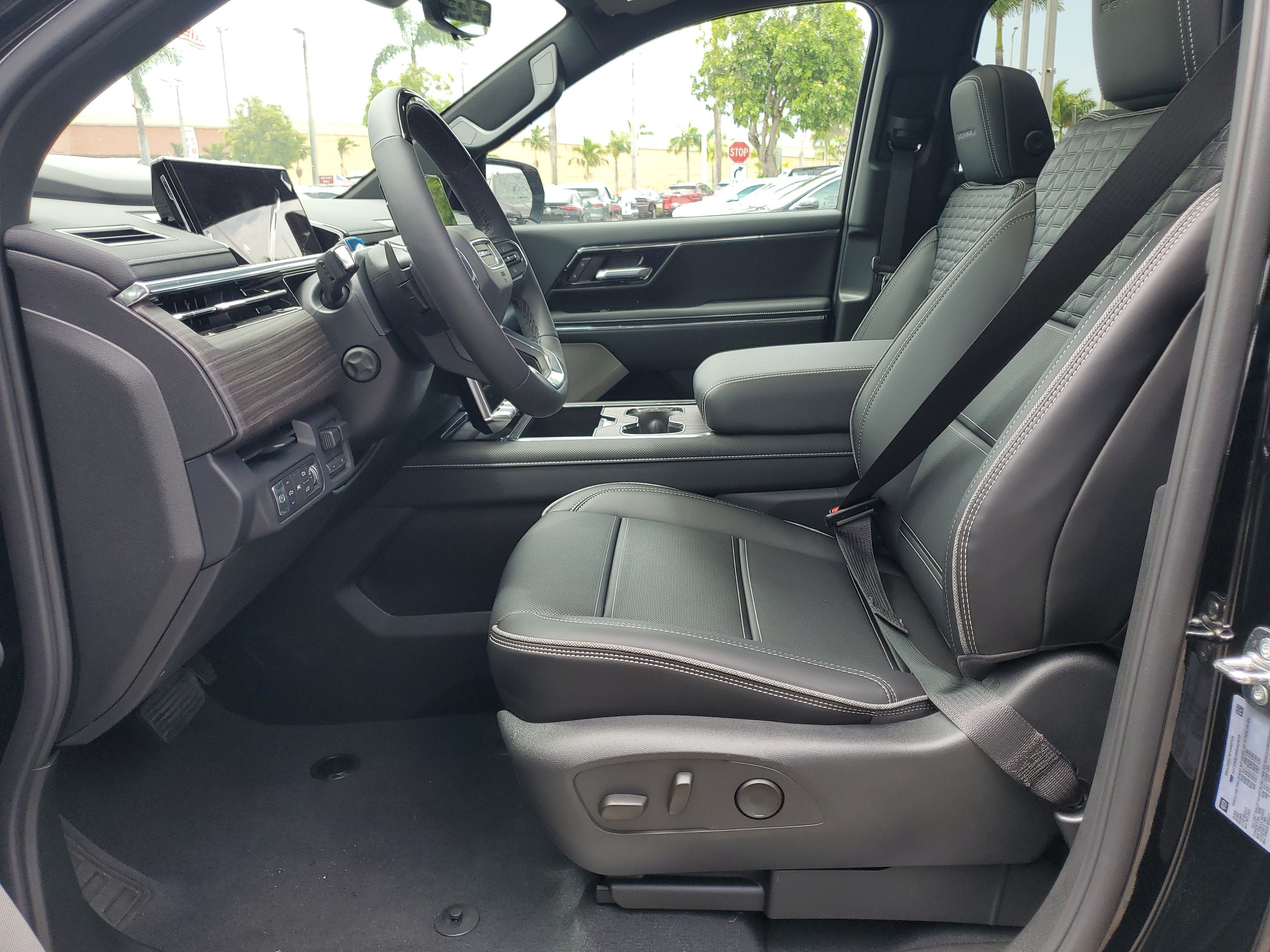 New 2025 GMC Sierra EV Denali AWD/4WD image 9