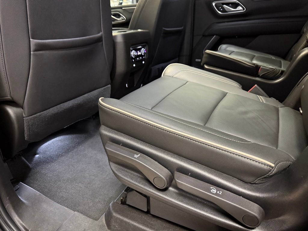 Used 2021 GMC Yukon SLT w/ SLT Luxury Package AWD/4WD image 24
