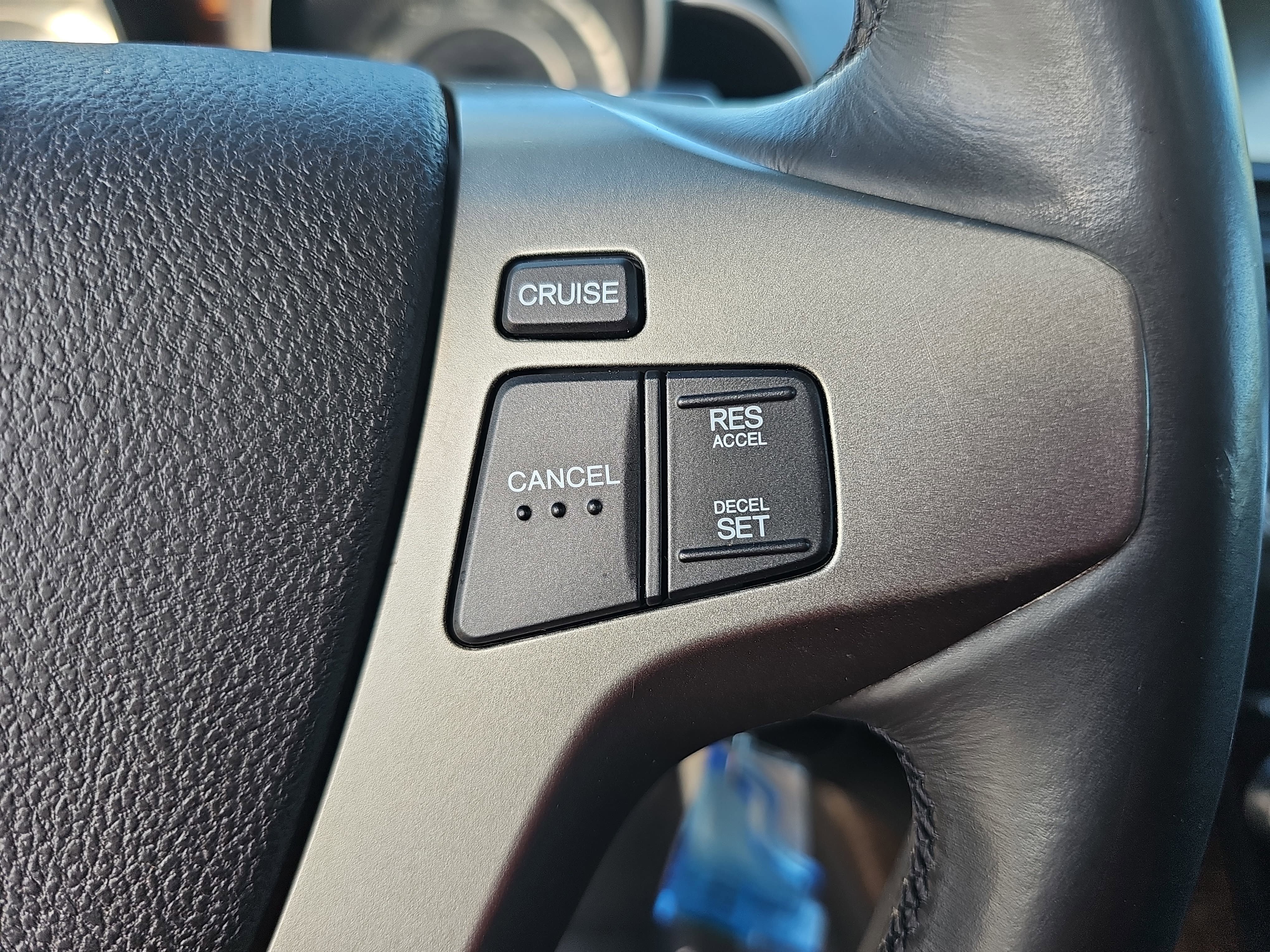 Used 2012 Acura MDX w/ Technology & Entertainment image 19