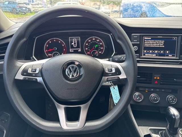 Certified 2021 Volkswagen Jetta R-Line FWD image 11