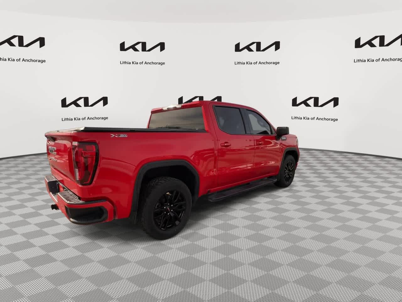 Used 2021 GMC Sierra 1500 Elevation w/ LPO, Elevation Black Package AWD/4WD image 8