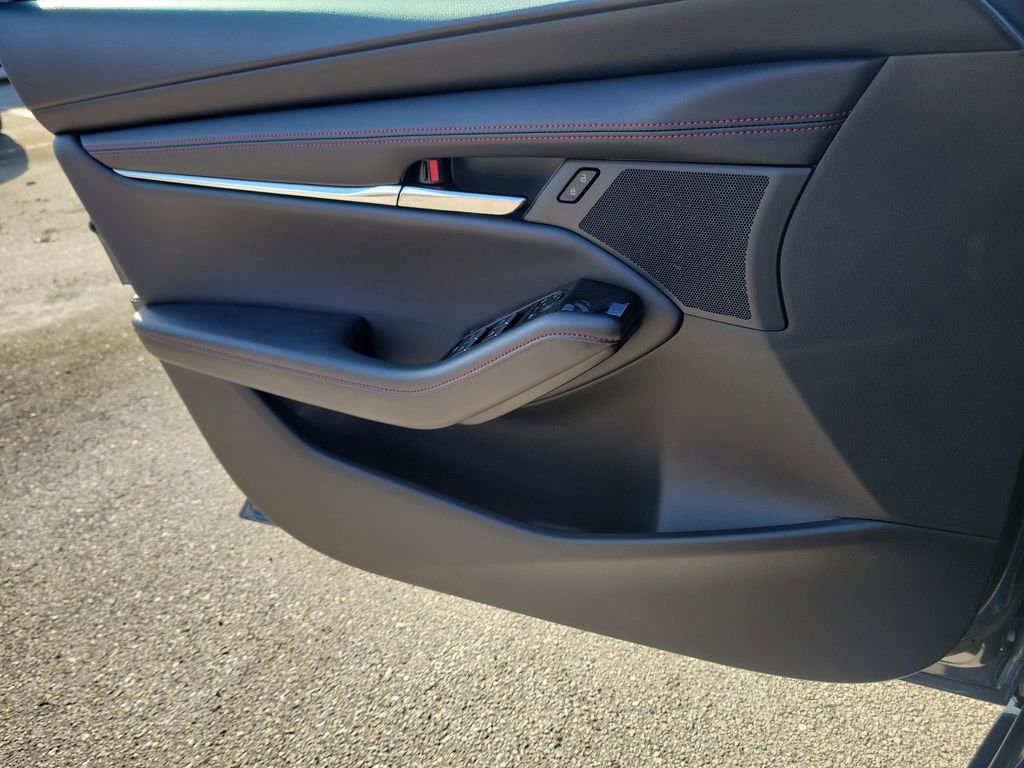 New 2026 MAZDA MAZDA3 Carbon image 18