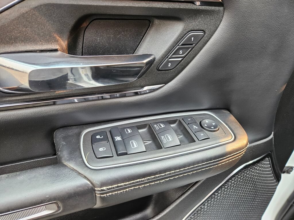 Used 2022 RAM 1500 Limited w/ Body-Colour Bumper Group AWD/4WD image 21