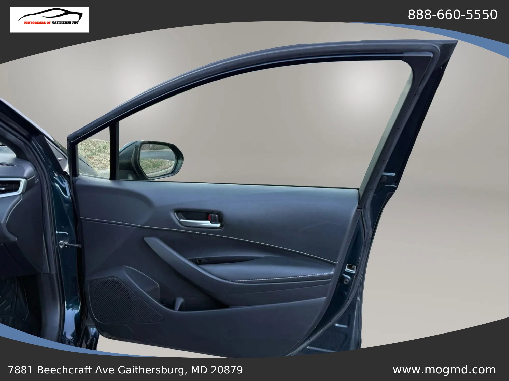 Used 2021 Toyota Corolla SE w/ Carpet Mat Package (TMS) image 17