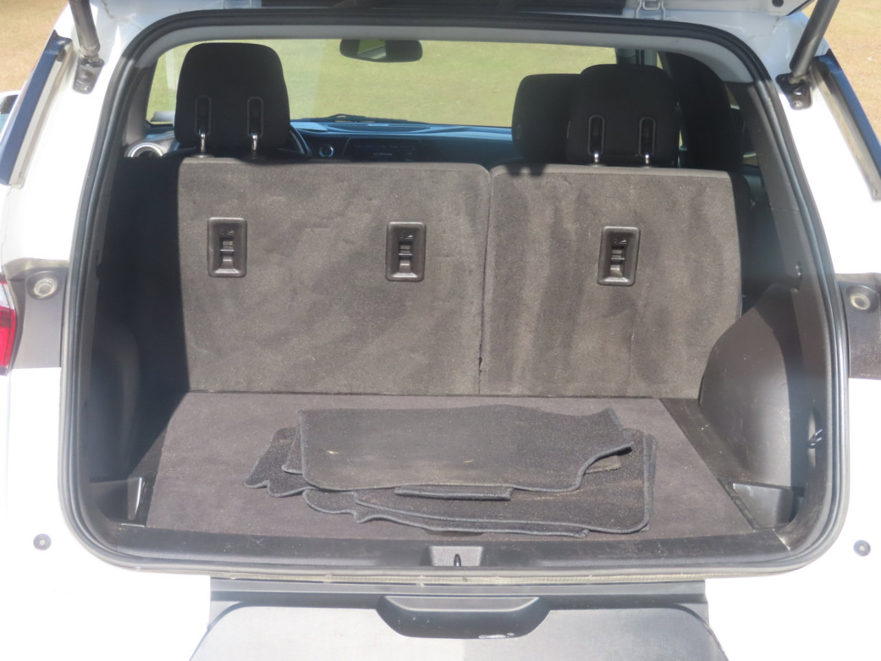 Used 2020 Chevrolet Blazer LT image 18