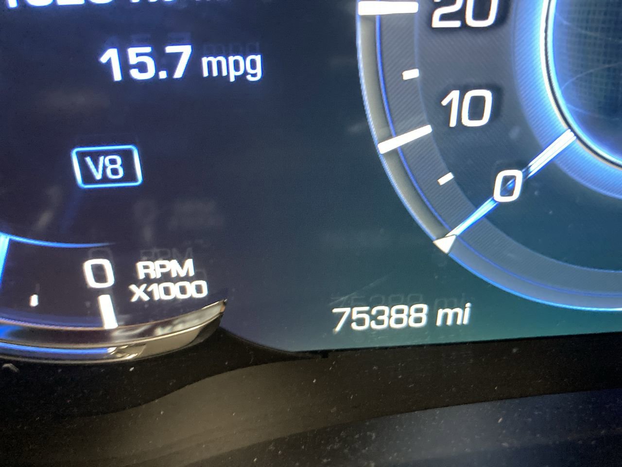 Used 2020 Cadillac Escalade Luxury AWD/4WD image 11