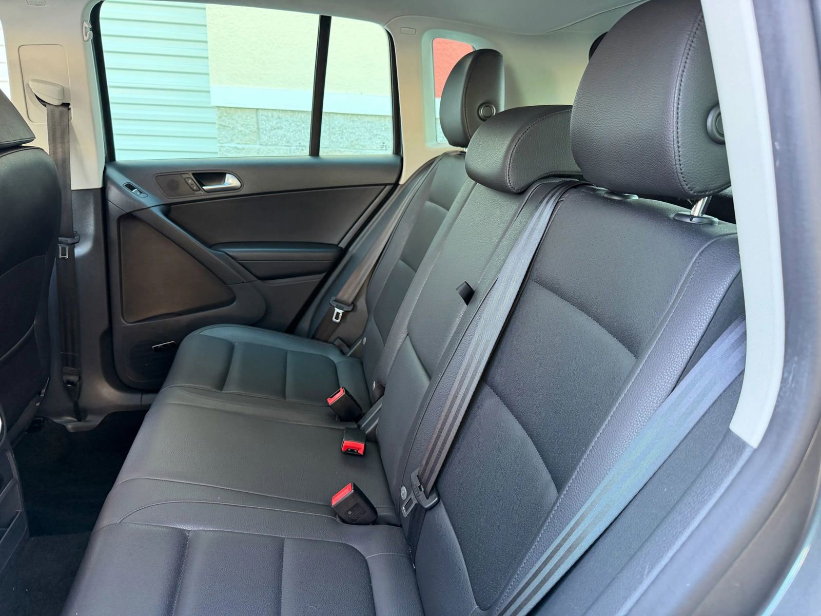 Used 2014 Volkswagen Tiguan S FWD image 31