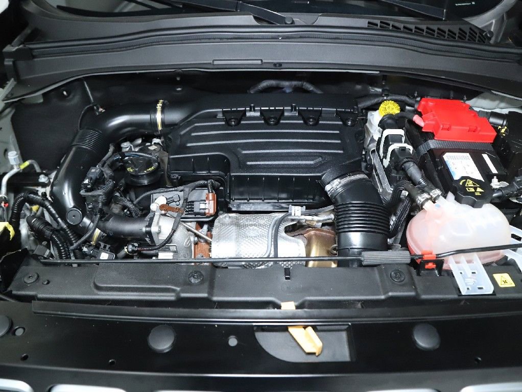 Used 2023 Jeep Renegade Latitude w/ Premium Group image 34