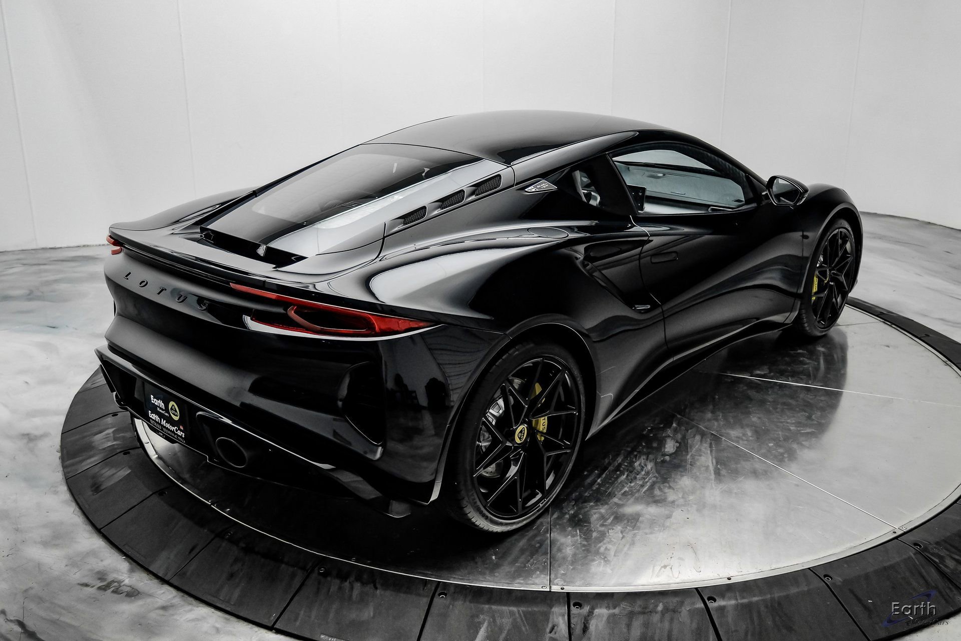 New 2026 Lotus Emira V6 SE Sport image 18
